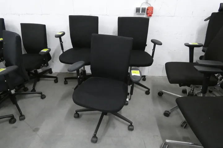 3x Vitra Bürostuhl